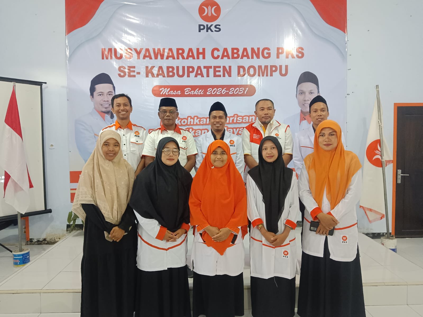 Foto bersama usai MUSCAB DPC PKS Se-Kab.Dompu